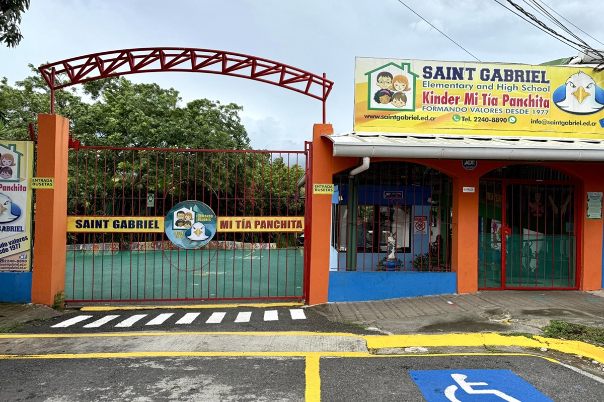 Fachada de Colegio de prueba